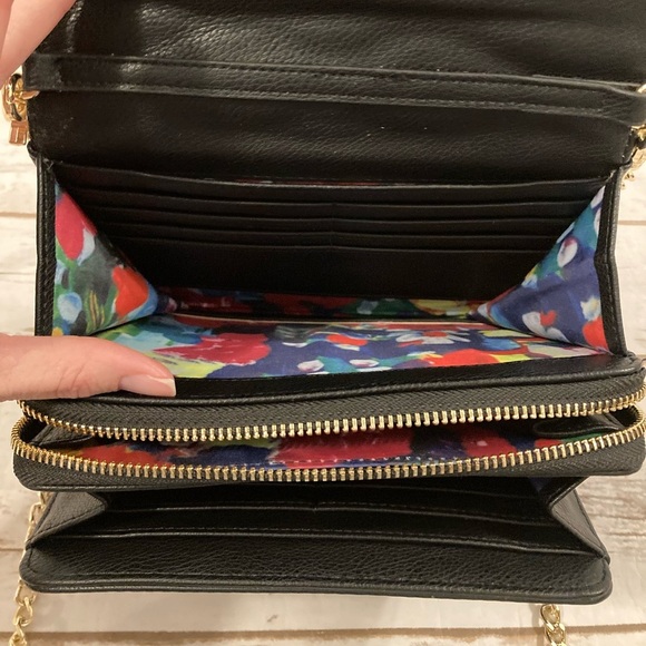 Betsey Johnson Lovely Brunch 3D Flower Faux Leather Wallet On A Chain Crossbody - Picture 10 of 16